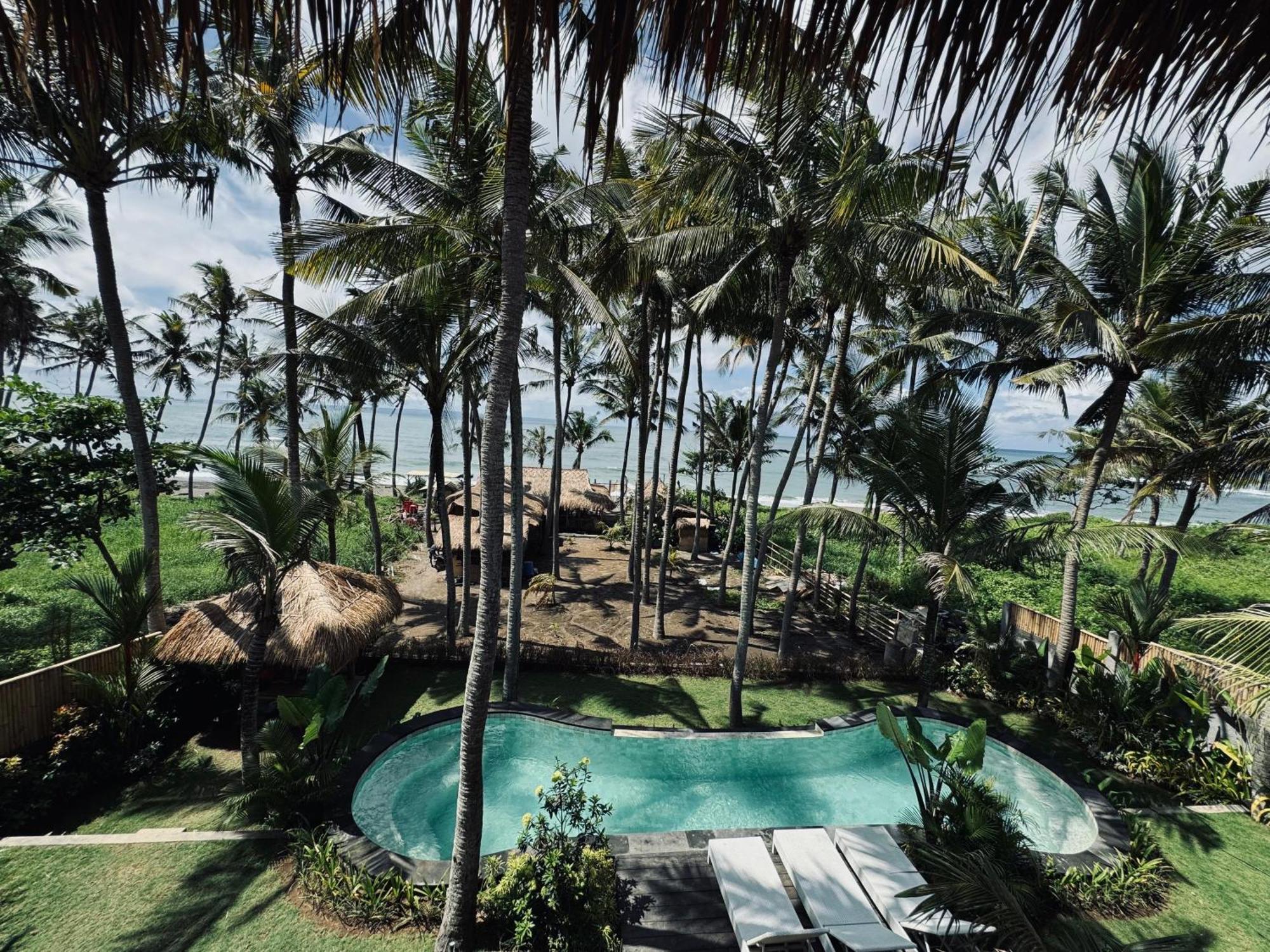 Uma Pantai Seseh Hotel Canggu  Exterior photo